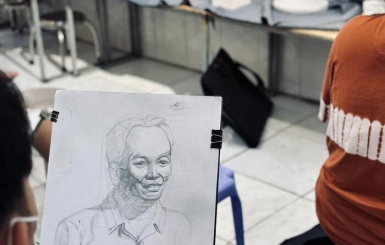 Có cần kinh nghiệm trước khi tham gia lớp vẽ cho người lớn không?