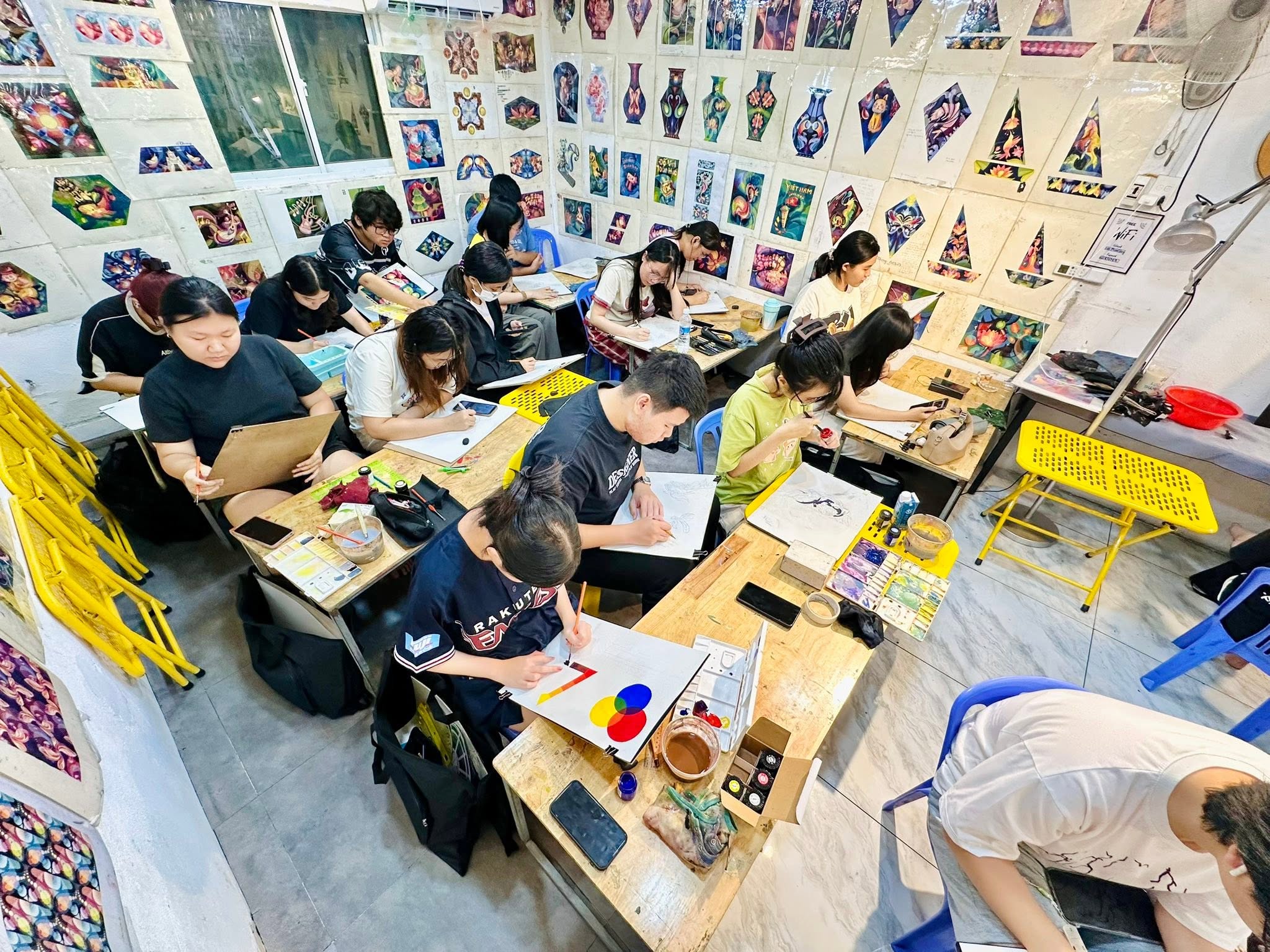 học vẽ bao nhiêu tiền