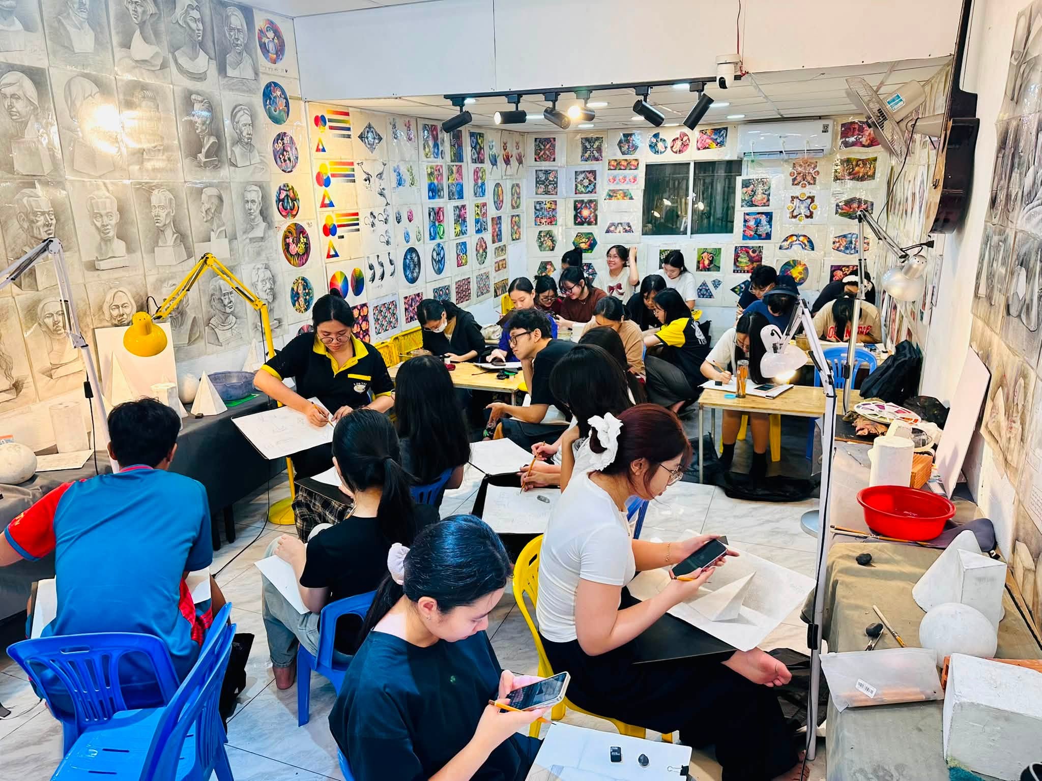luyện thi kiến trúc mỹ thuật quận 8